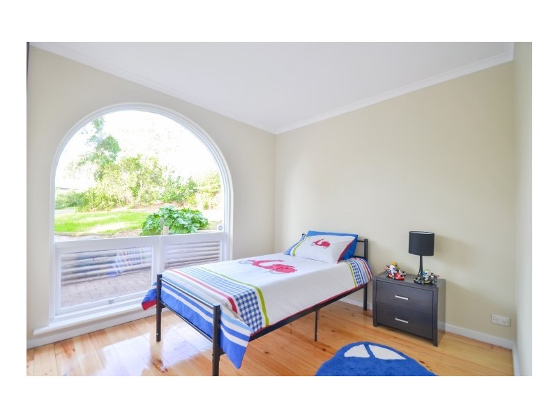 16 Opie Street, Aberfoyle Park SA 5159