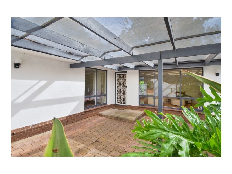 16 Opie Street, Aberfoyle Park SA 5159