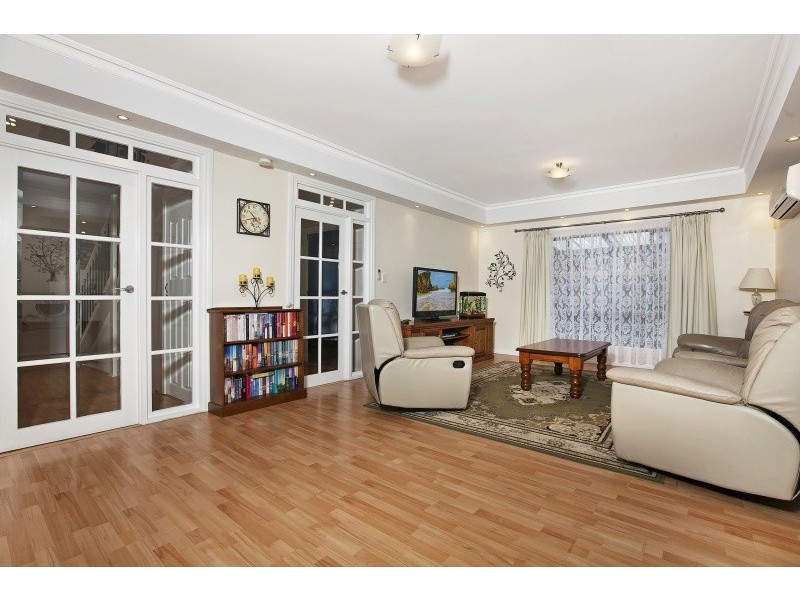 10a Olivier Crescent, Morphett Vale SA 5162