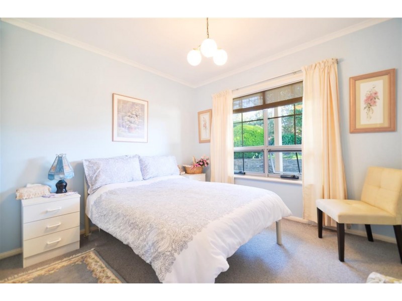 26 York Drive, Flagstaff Hill SA 5159