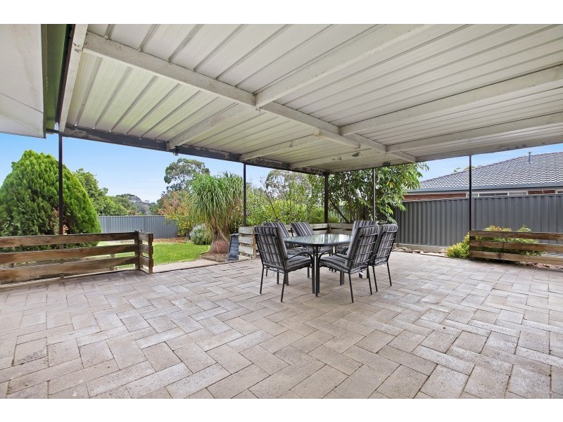 15 Williams Avenue, Hackham West SA 5163