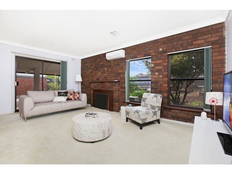 15 Williams Avenue, Hackham West SA 5163