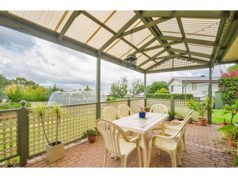 18 Hele Crescent, Trott Park SA 5158