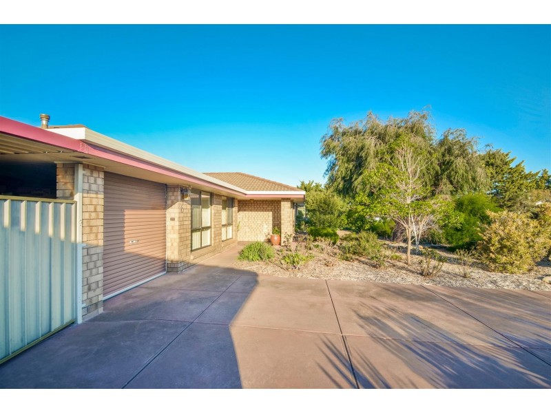 6 Apollo Drive, Hallett Cove SA 5158