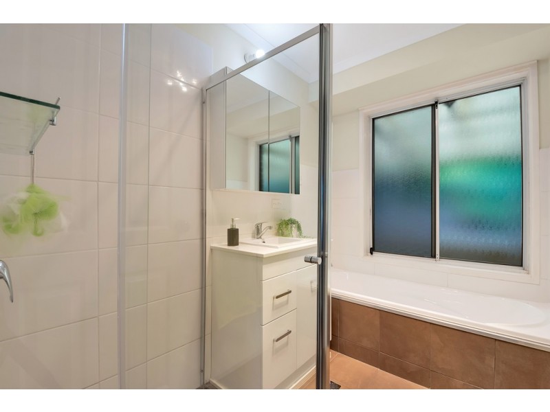 19 Banksia Road, Aberfoyle Park SA 5159