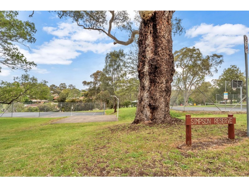 19 Banksia Road, Aberfoyle Park SA 5159