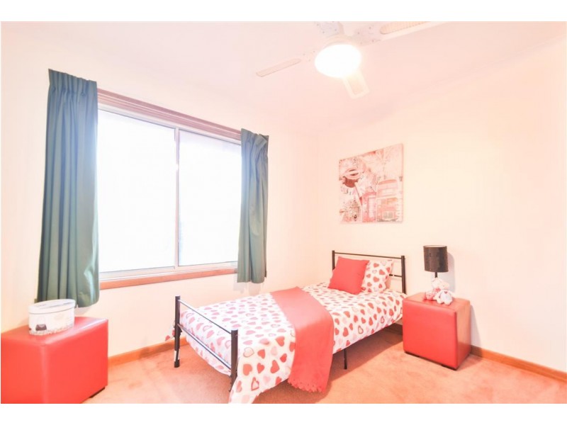 13 Roy Road, Morphett Vale SA 5162