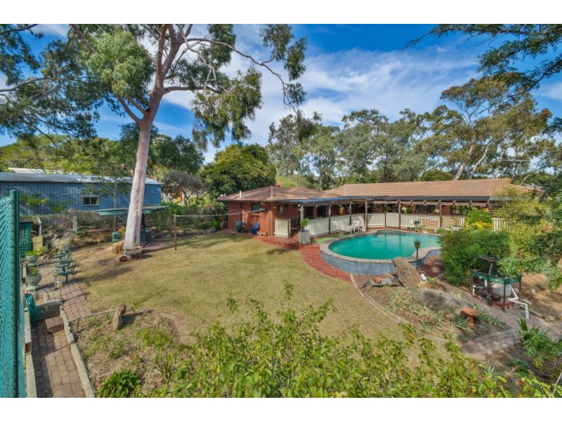 199 Chandlers Hill Rd, Happy Valley SA 5159