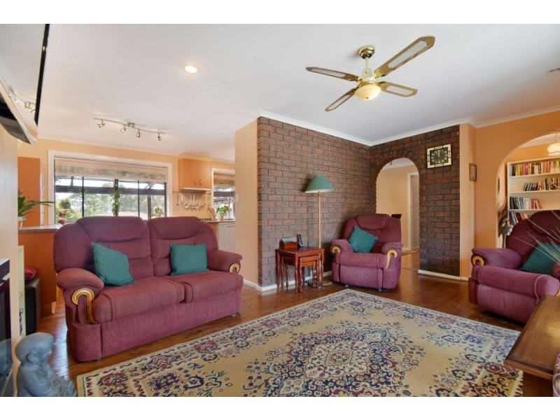 199 Chandlers Hill Rd, Happy Valley SA 5159