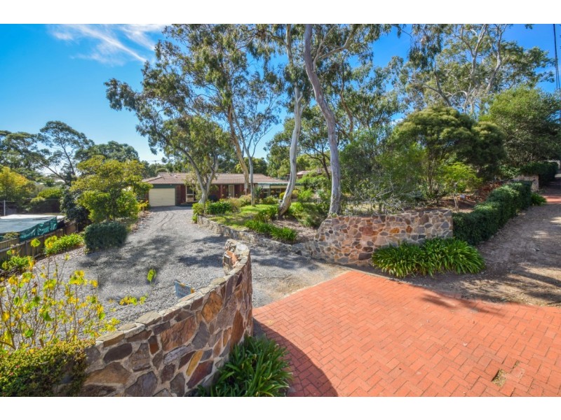199 Chandlers Hill Rd, Happy Valley SA 5159