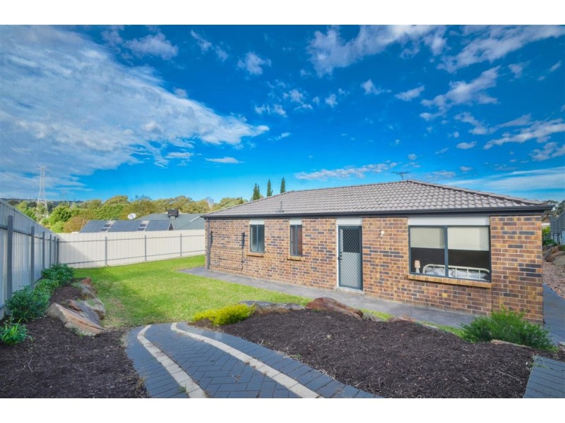30 Estate Drive, Flagstaff Hill SA 5159