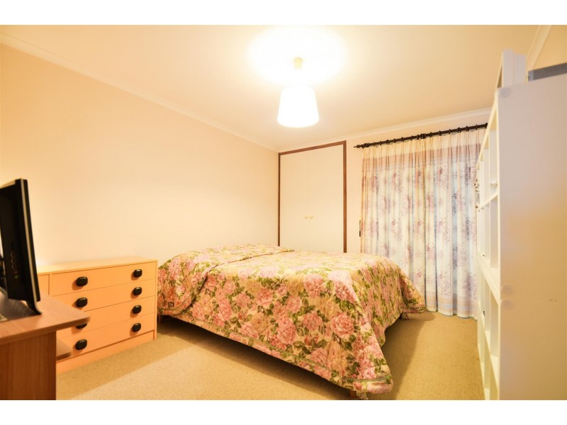 7 Oakridge Road, Aberfoyle Park SA 5159