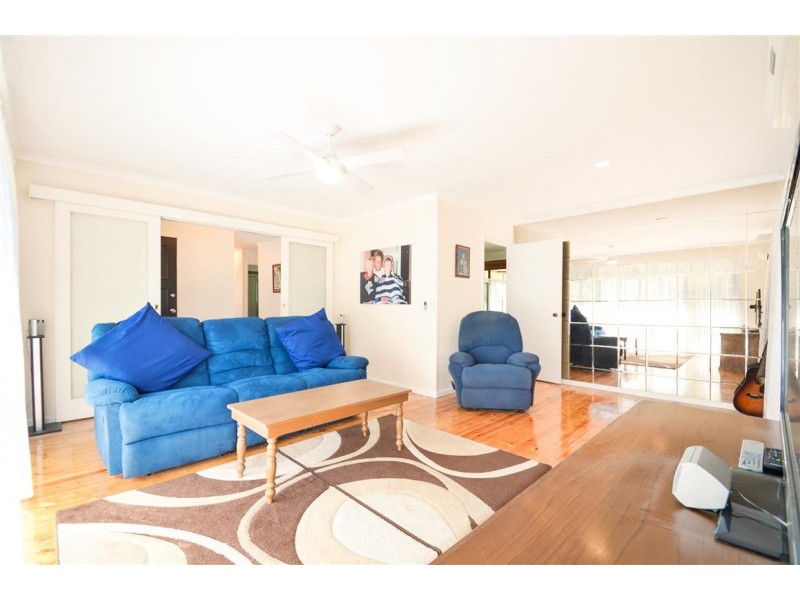 6 Booth Street, Happy Valley SA 5159