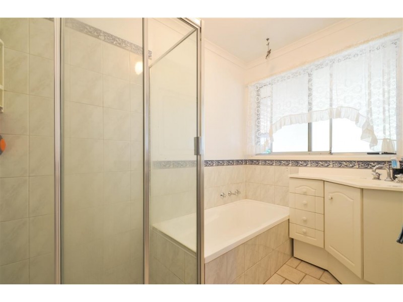 6 Booth Street, Happy Valley SA 5159