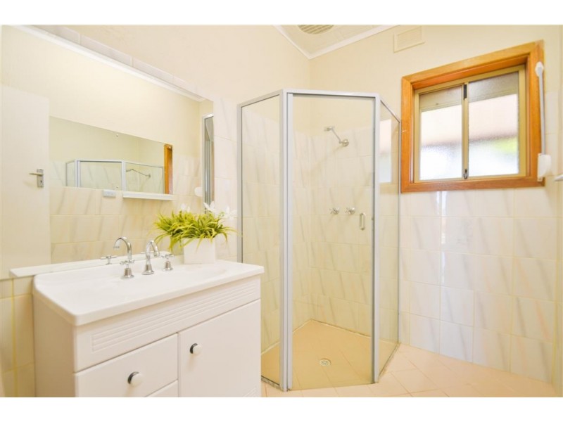 29 Norongo Street, O’sullivan Beach SA 5166