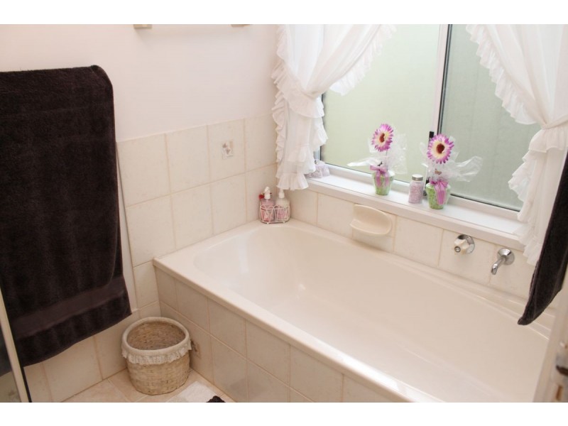 13 Reynolds Drive, Paralowie SA 5108