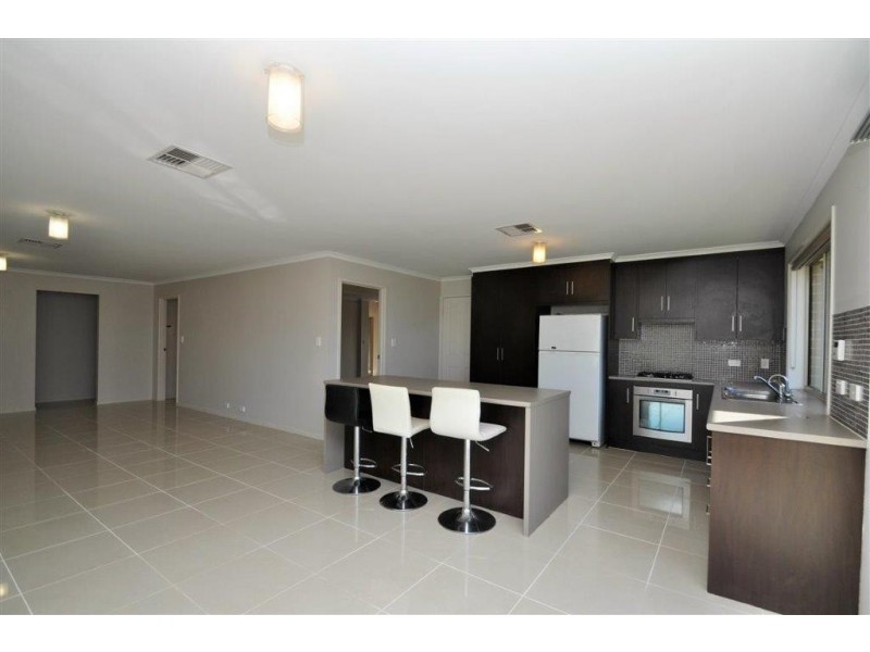 10 Sapphire Way, Aldinga Beach SA 5173