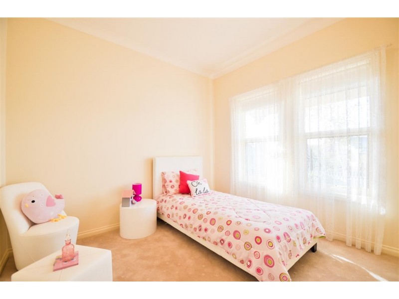 54 Allworth Drive, Happy Valley SA 5159