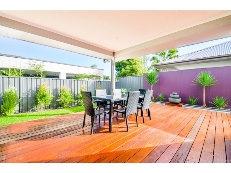 16 and 16A The Triangle, Warradale SA 5046