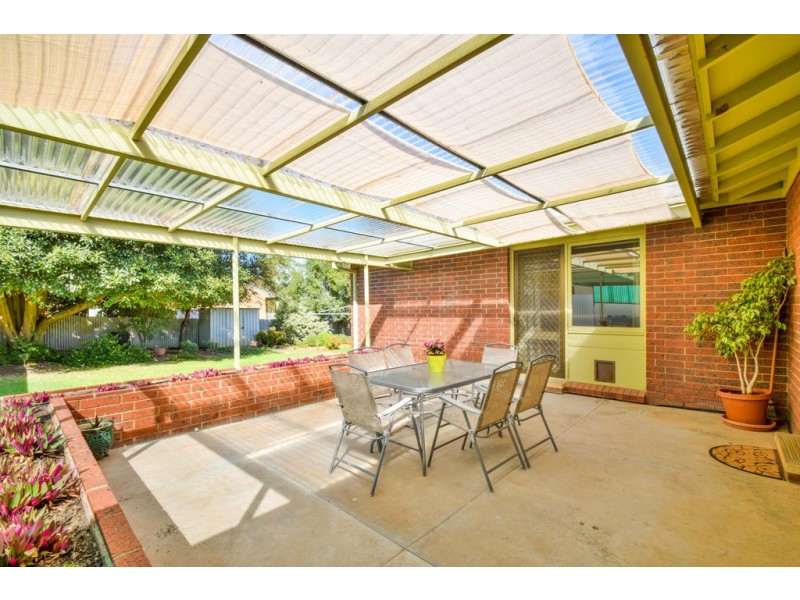 8 Vistula Court, Hackham West SA 5163