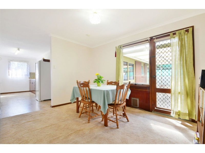 8 Vistula Court, Hackham West SA 5163