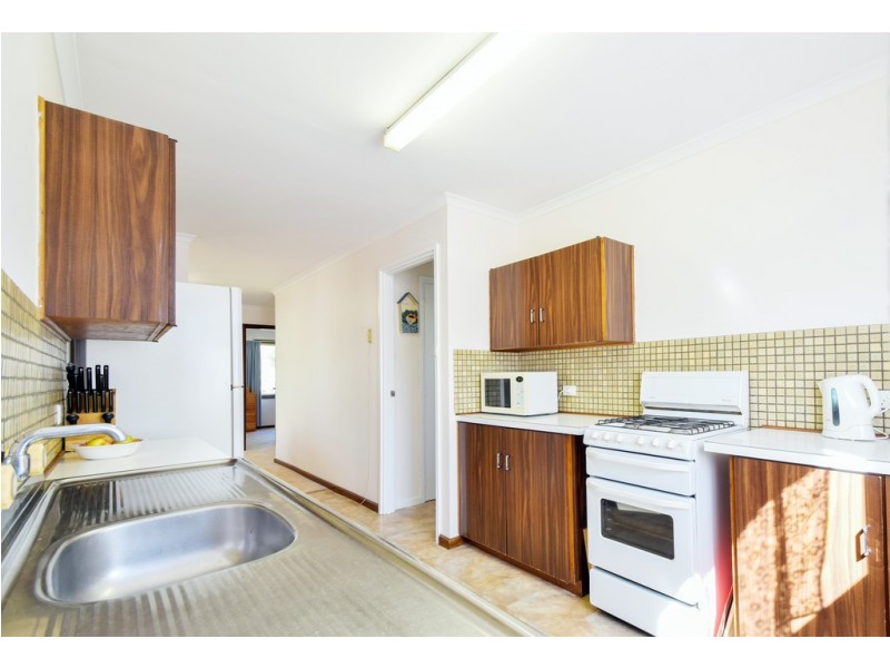 8 Vistula Court, Hackham West SA 5163