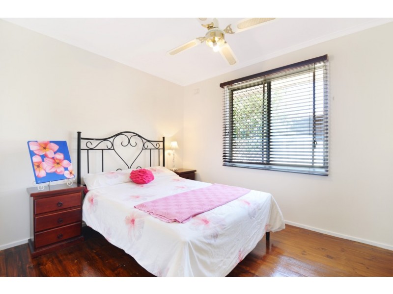 18 Clement Drive, Morphett Vale SA 5162