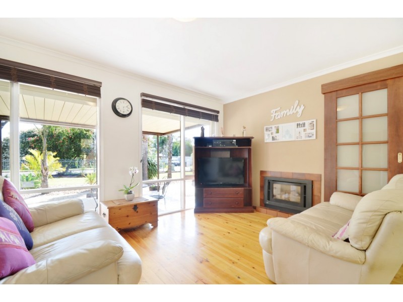 18 Clement Drive, Morphett Vale SA 5162