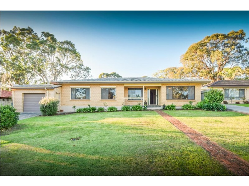 9 Swan Avenue, Happy Valley SA 5159