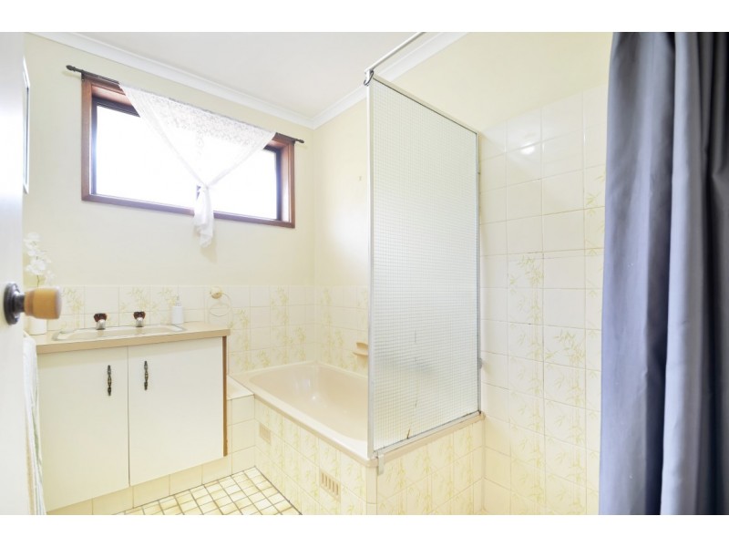 12 Phoenix Crescent, Old Reynella SA 5161