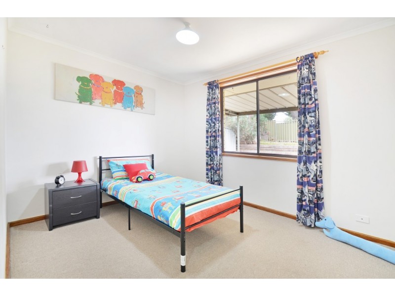 12 Phoenix Crescent, Old Reynella SA 5161