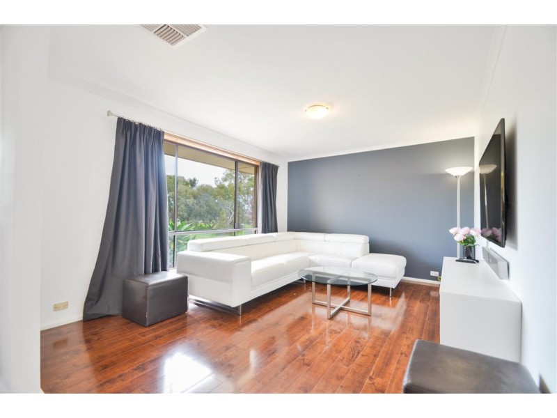 34 Sherebrooke Blvd, Woodcroft SA 5162