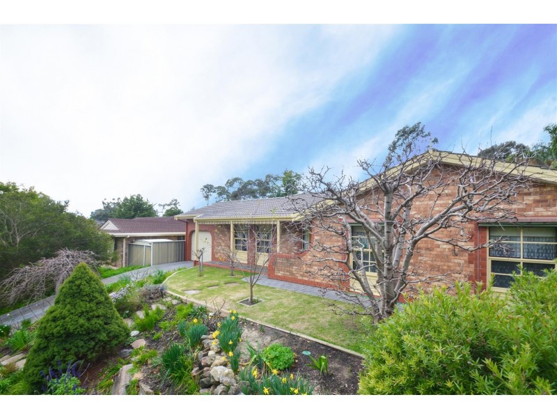 52 Horseshoe Drive, Aberfoyle Park SA 5159