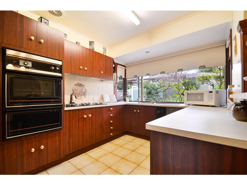 52 Horseshoe Drive, Aberfoyle Park SA 5159