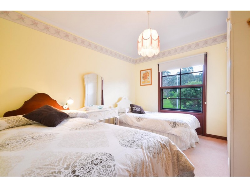 52 Horseshoe Drive, Aberfoyle Park SA 5159