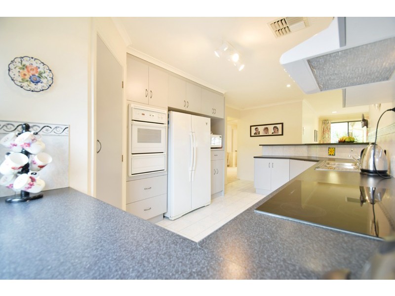 37 Craigburn Drive, Flagstaff Hill SA 5159