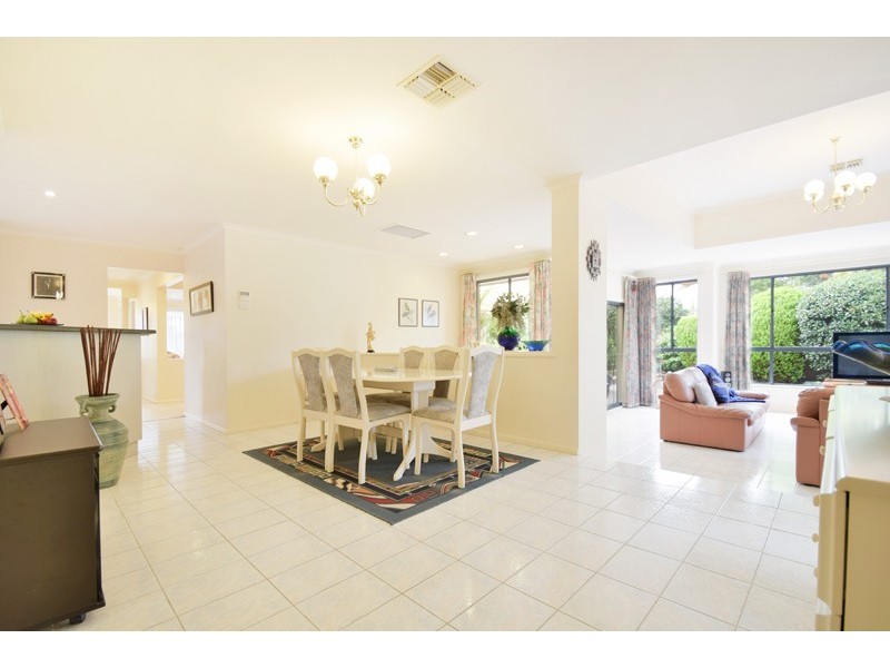37 Craigburn Drive, Flagstaff Hill SA 5159
