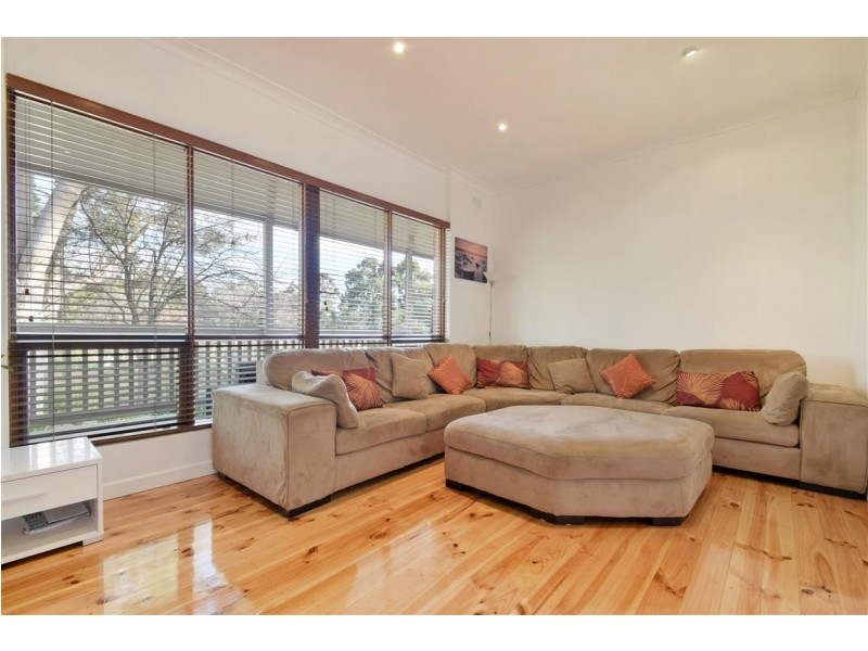 3 Swan Avenue, Happy Valley SA 5159