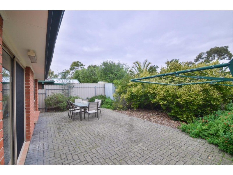 6 Padthaway Court, Woodcroft SA 5162