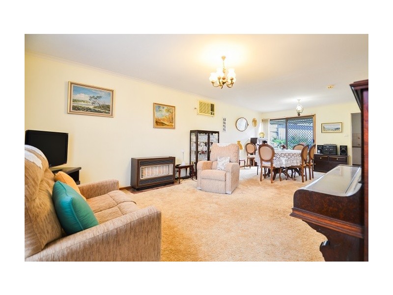 1-1 Ween Avenue, Happy Valley SA 5159