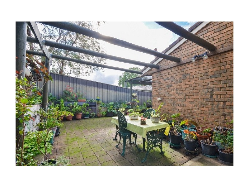1-1 Ween Avenue, Happy Valley SA 5159
