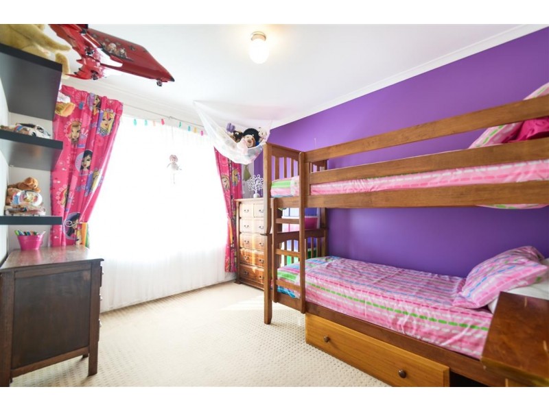 32 Latimer Crescent, Trott Park SA 5158