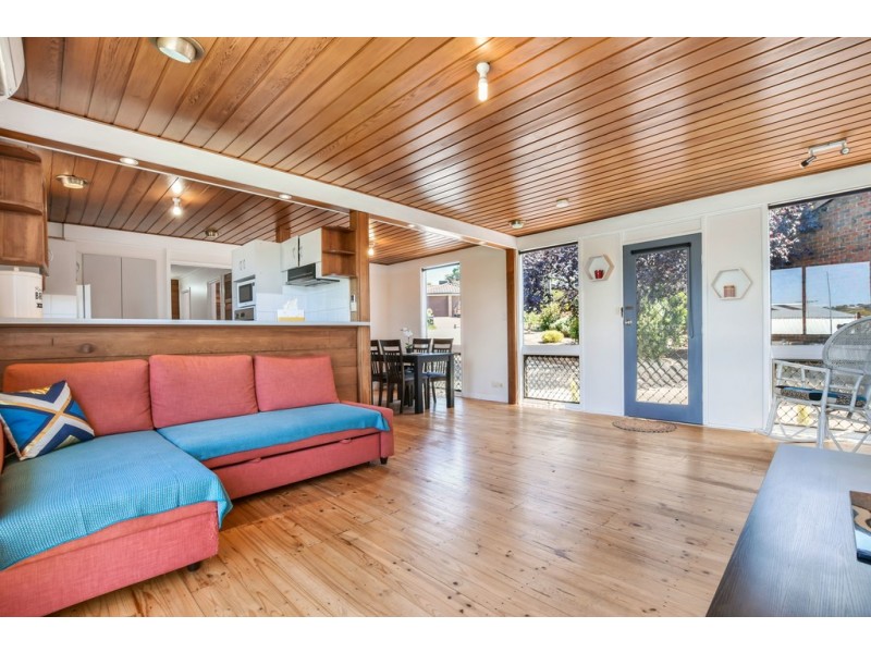 38 Holly Rise, Hackham West SA 5163