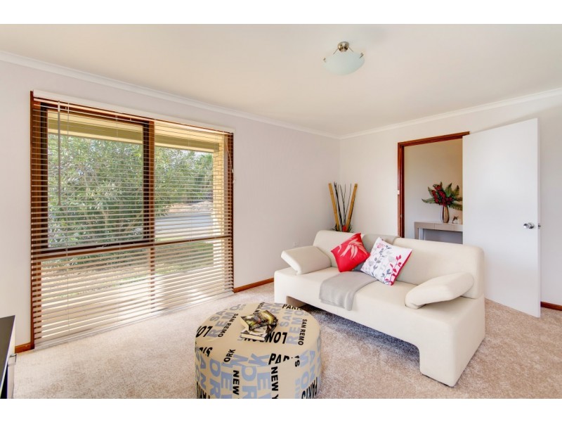 35 Troutbeck Crescent, Huntfield Heights SA 5163