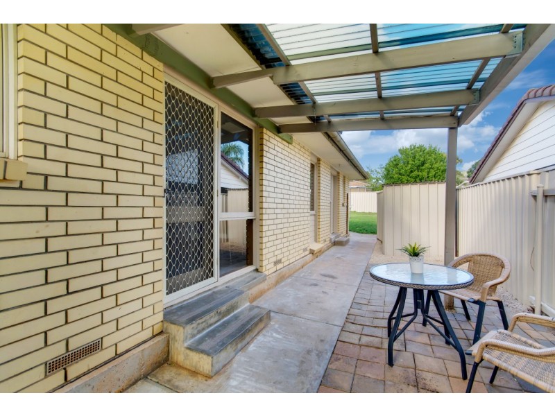 35 Troutbeck Crescent, Huntfield Heights SA 5163