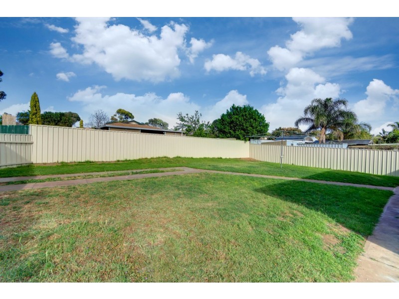 35 Troutbeck Crescent, Huntfield Heights SA 5163