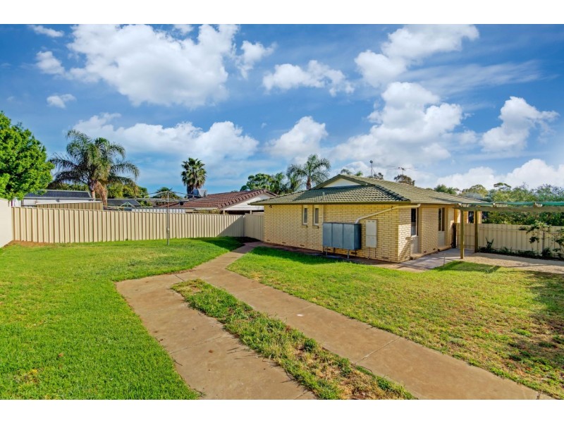 35 Troutbeck Crescent, Huntfield Heights SA 5163
