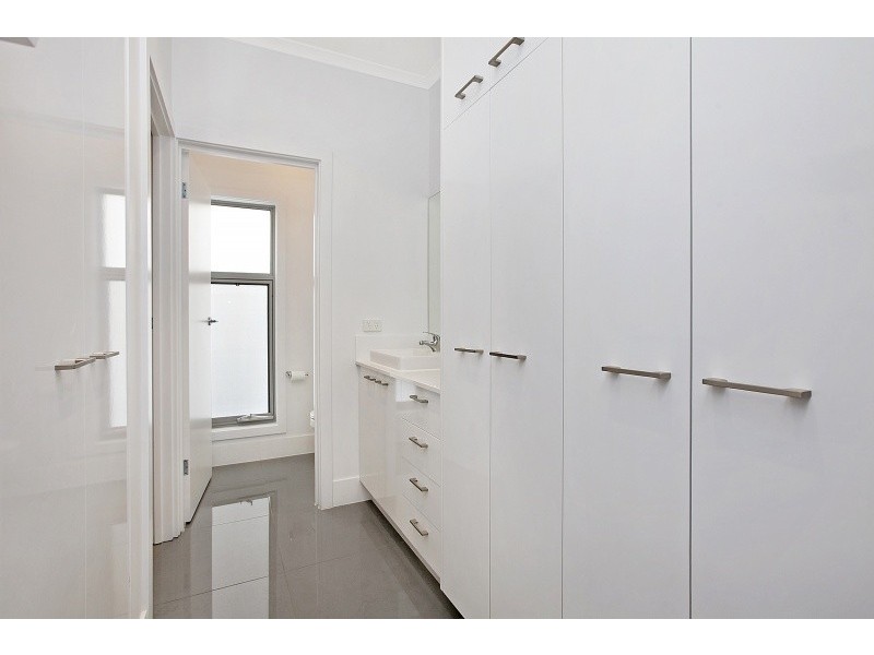 11-1 Oak Avenue, Clovelly Park SA 5042