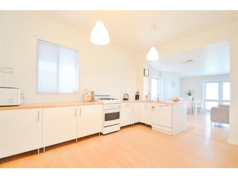 32 Desoto Drive, Port Willunga SA 5173
