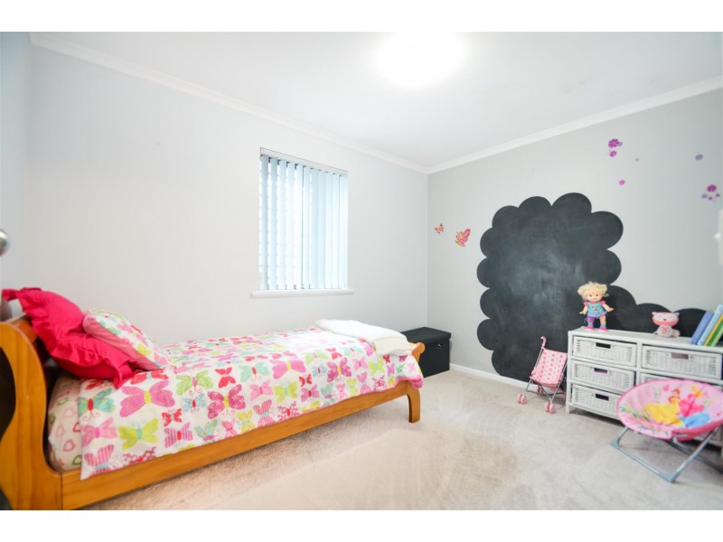 5 Manooka Road, Morphett Vale SA 5162